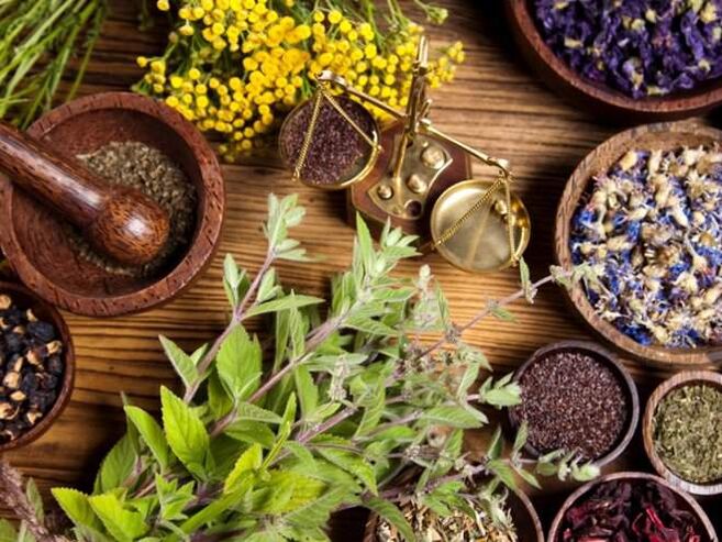 Natural components to treat arthritis and arthrosis
