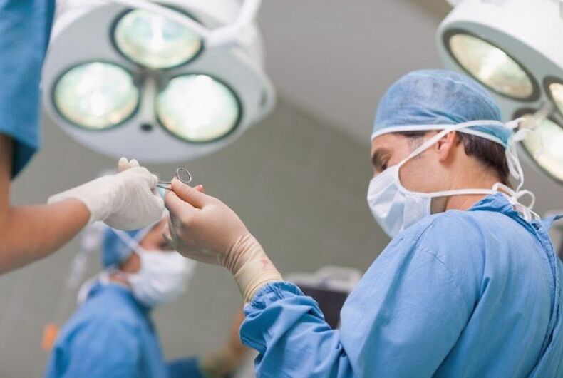 surgical treatment of shoulder joint arthrosis