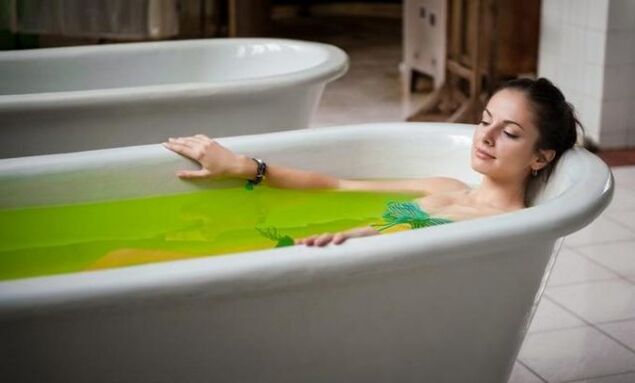 bath with sleep needles for arthrosis of the knee joint